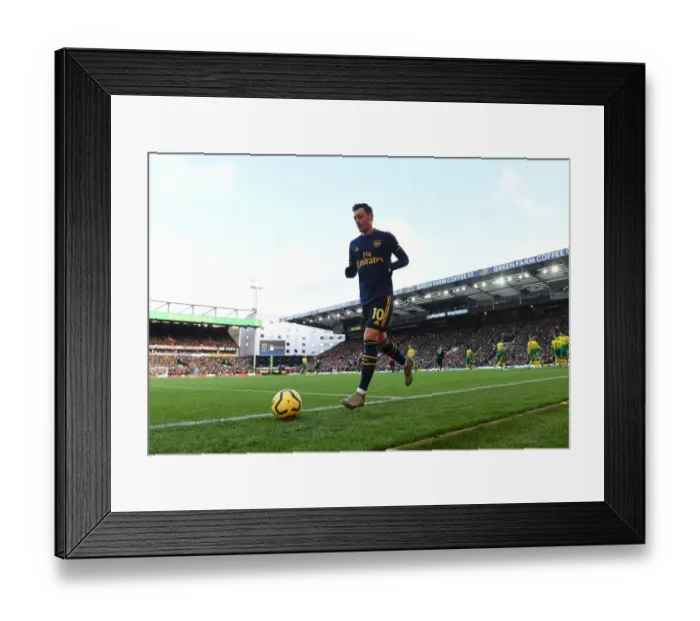 Framed Print : Mesut Ozil in Action: Arsenal vs. Norwich City - Premier League Clash (2019-20) Framed Print : Mesut Ozil in Action: Arsenal vs. Norwich City - Premier League Clash (2019-20)