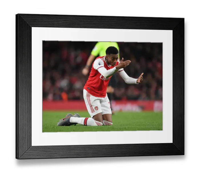 Framed Print : Arsenal vs Brighton: Joe Willock in Action at the Emirates Stadium, Premier League 2019-2020 Framed Print : Arsenal vs Brighton: Joe Willock in Action at the Emirates Stadium, Premier League 2019-2020