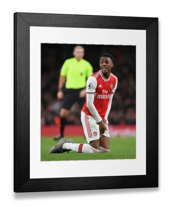 Framed Print : Arsenal's Joe Willock in Action: Arsenal vs. Brighton & Hove Albion (Premier League, Dec 2019)