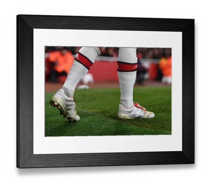 Framed Print : Arsenal vs Brighton: Premier League Showdown at Emirates Stadium Framed Print : Arsenal vs Brighton: Premier League Showdown at Emirates Stadium
