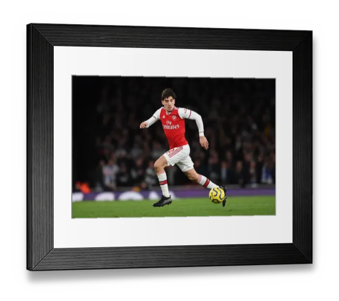 Framed Print : Arsenal's Bellerin Faces Off Against Brighton in Premier League Clash (December 2019) Framed Print : Arsenal's Bellerin Faces Off Against Brighton in Premier League Clash (December 2019)