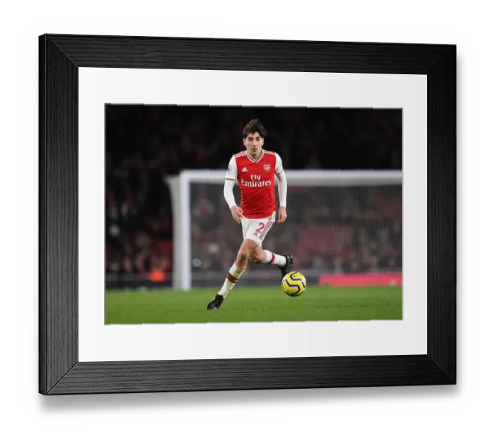 Framed Print : Arsenal's Bellerin Takes on Brighton in Premier League Battle (December 2019)