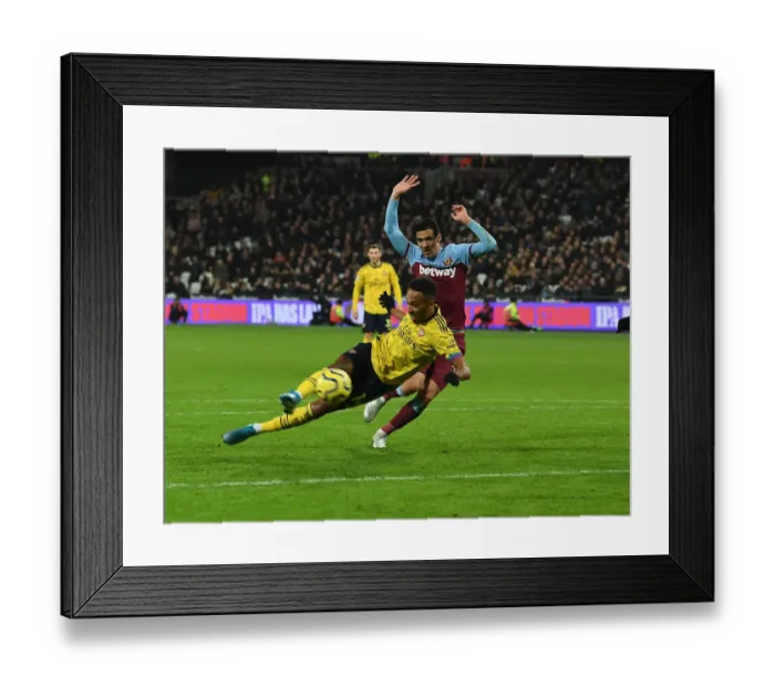 Framed Print : Aubameyang Scores the Third: West Ham United vs. Arsenal FC, Premier League 2019-20 Framed Print : Aubameyang Scores the Third: West Ham United vs. Arsenal FC, Premier League 2019-20