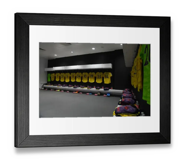 Framed Print : Arsenal's Focused Huddle: United in Preparation for West Ham Clash, Premier League 2019-20 Framed Print : Arsenal's Focused Huddle: United in Preparation for West Ham Clash, Premier League 2019-20