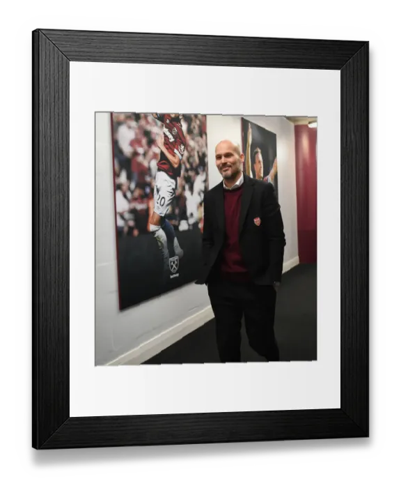Framed Print : Freddie Ljungberg Leads Arsenal at West Ham United - Premier League Clash, London, 2019