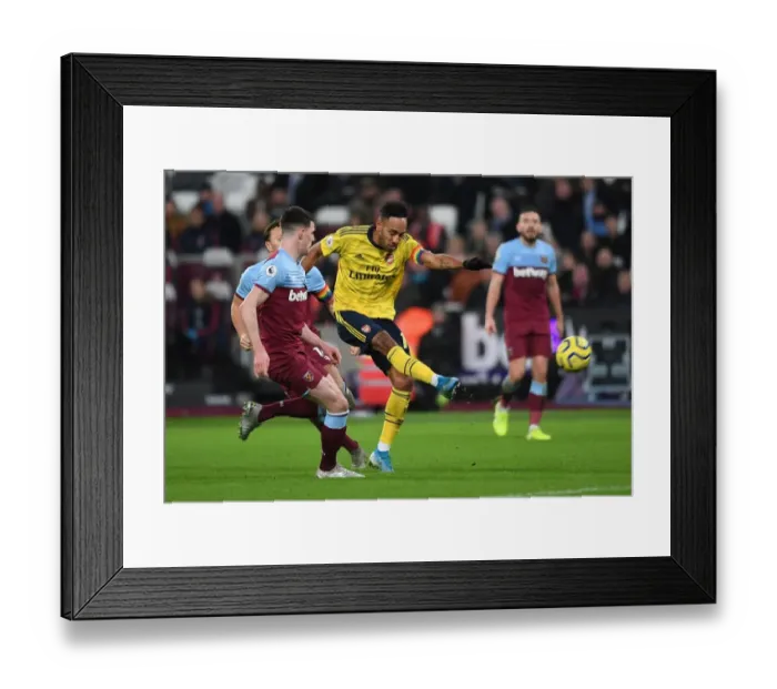 Framed Print : Arsenal's Aubameyang Scores Dramatically in Arsenal vs. West Ham United, Premier League 2019-20