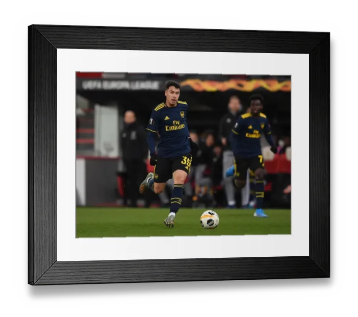 Framed Print : Gabriel Martinelli in Action: Arsenal vs Standard Liege, UEFA Europa League (December 2019)