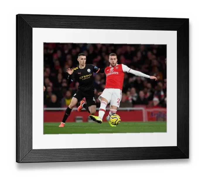 Framed Print : Arsenal vs Manchester City: Clash at Emirates Stadium - Calum Chambers vs Phil Foden Framed Print : Arsenal vs Manchester City: Clash at Emirates Stadium - Calum Chambers vs Phil Foden