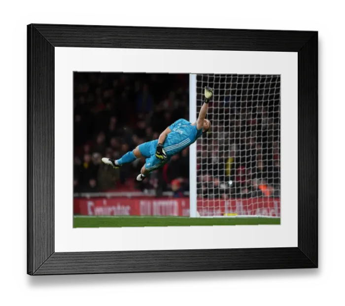 Framed Print : Bernd Leno (Arsenal). Arsenal 0:3 Manchester City Framed Print : Bernd Leno (Arsenal). Arsenal 0:3 Manchester City