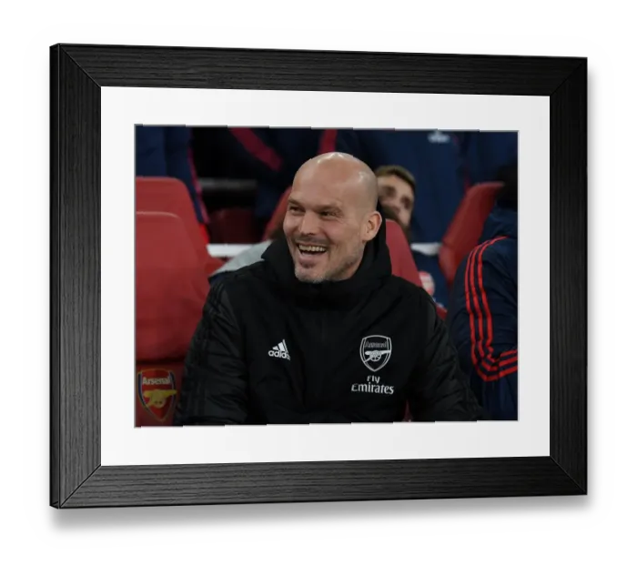 Framed Print : Freddie Ljungberg's Premier League Debut: Arsenal vs Manchester City Framed Print : Freddie Ljungberg's Premier League Debut: Arsenal vs Manchester City