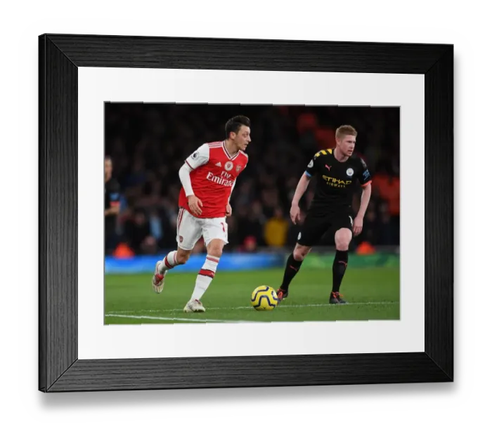 Framed Print : Arsenal vs Manchester City: Mesut Ozil at Emirates Stadium (Premier League 2019-20) Framed Print : Arsenal vs Manchester City: Mesut Ozil at Emirates Stadium (Premier League 2019-20)