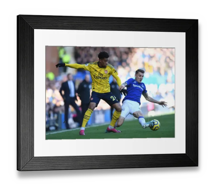 Framed Print : Clash of the Wings: Nelson vs Digne in Everton vs Arsenal Premier League Showdown