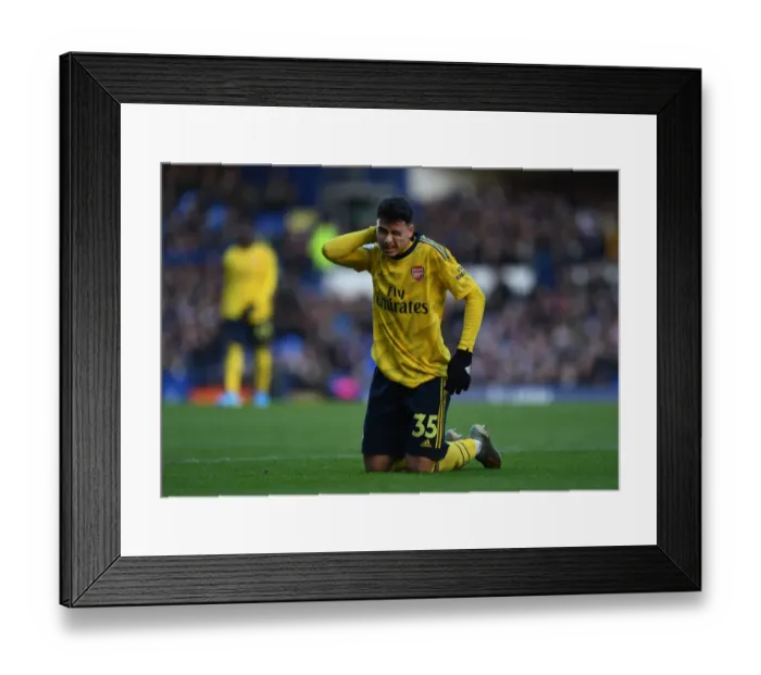 Framed Print : Gabriel Martinelli in Action: Everton vs. Arsenal, Premier League 2019-20 Framed Print : Gabriel Martinelli in Action: Everton vs. Arsenal, Premier League 2019-20