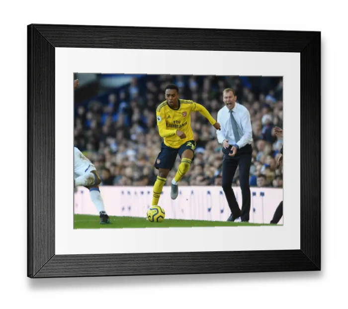 Framed Print : Joe Willock in Action: Everton vs Arsenal, Premier League 2019-20 Framed Print : Joe Willock in Action: Everton vs Arsenal, Premier League 2019-20