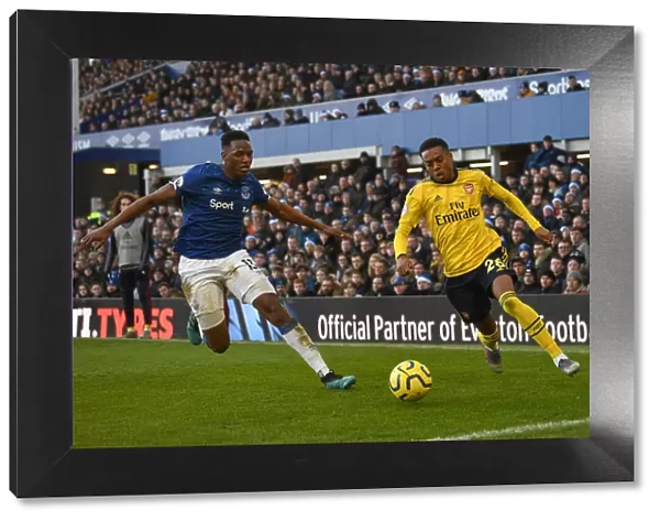 Joe Willock vs Yerry Mina: Intense Battle at Goodison Park - Everton vs Arsenal, Premier League 2019-20