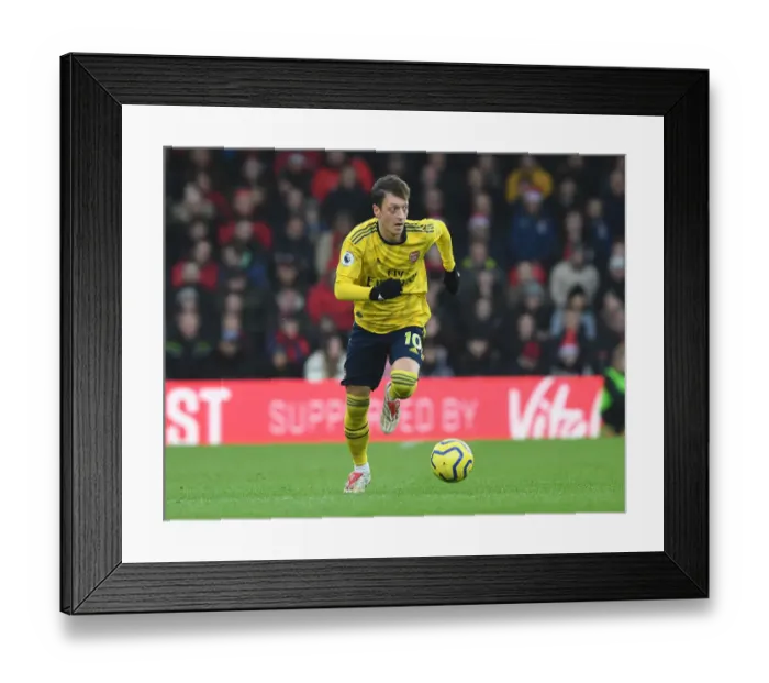 Framed Print : Mesut Ozil in Action: Arsenal vs. AFC Bournemouth, Premier League 2019-20 Framed Print : Mesut Ozil in Action: Arsenal vs. AFC Bournemouth, Premier League 2019-20
