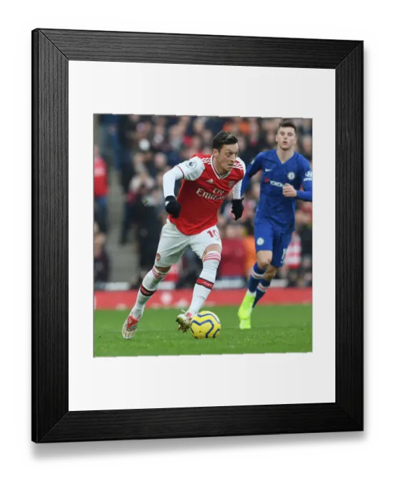 Framed Print : Mesut Ozil at Emirates Stadium: Arsenal vs Chelsea, Premier League 2019-20 Framed Print : Mesut Ozil at Emirates Stadium: Arsenal vs Chelsea, Premier League 2019-20