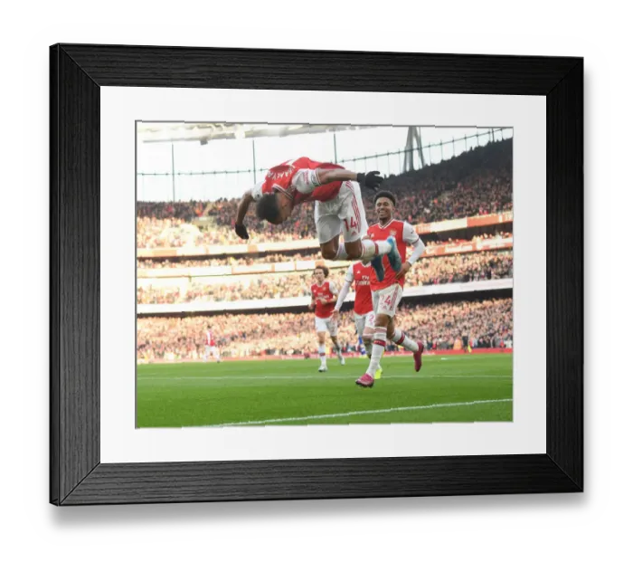 Framed Print : Arsenal's Aubameyang Scores Dramatic Winner Against Chelsea in Premier League Clash Framed Print : Arsenal's Aubameyang Scores Dramatic Winner Against Chelsea in Premier League Clash