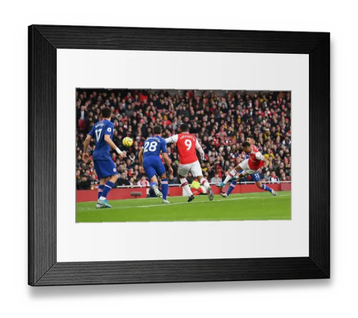 Framed Print : Aubameyang's Last-Minute Stunner: Arsenal Snatches Victory from Chelsea in the Premier League 2019-20