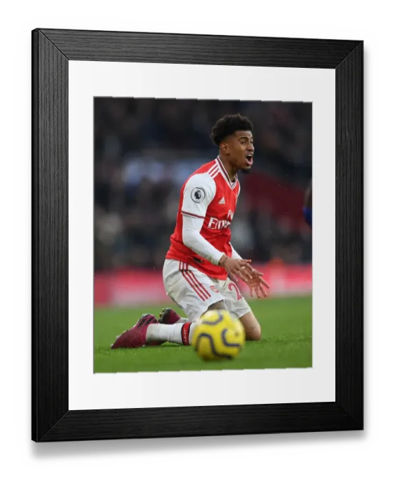 Framed Print : Arsenal vs. Chelsea: Premier League Clash at Emirates Stadium (2019-20) Framed Print : Arsenal vs. Chelsea: Premier League Clash at Emirates Stadium (2019-20)