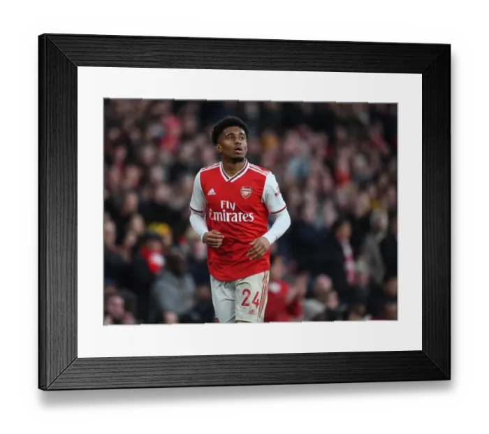 Framed Print : Arsenal vs. Chelsea: Premier League Clash at Emirates Stadium (2019-20) Framed Print : Arsenal vs. Chelsea: Premier League Clash at Emirates Stadium (2019-20)