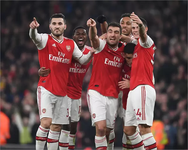 Arsenal Celebrate Sokratis's Goal: Arsenal FC vs Manchester United, Premier League 2019-20
