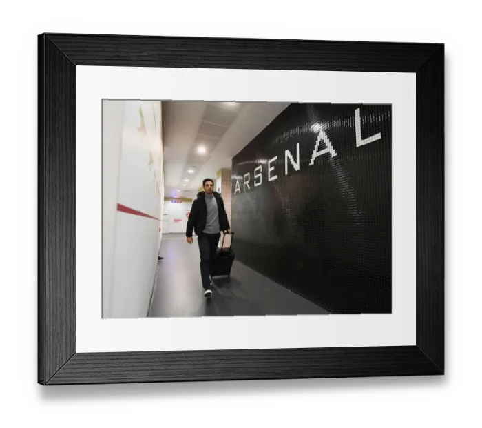 Framed Print : Mikel Arteta's Pre-Match Huddle: Arsenal FC vs Manchester United, Premier League 2019-20 Framed Print : Mikel Arteta's Pre-Match Huddle: Arsenal FC vs Manchester United, Premier League 2019-20