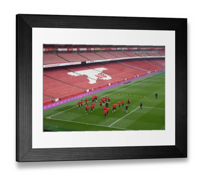 Framed Print : Arsenal vs Manchester United: Premier League Showdown - Arsenal Squad Warm-Up at Emirates Stadium Framed Print : Arsenal vs Manchester United: Premier League Showdown - Arsenal Squad Warm-Up at Emirates Stadium