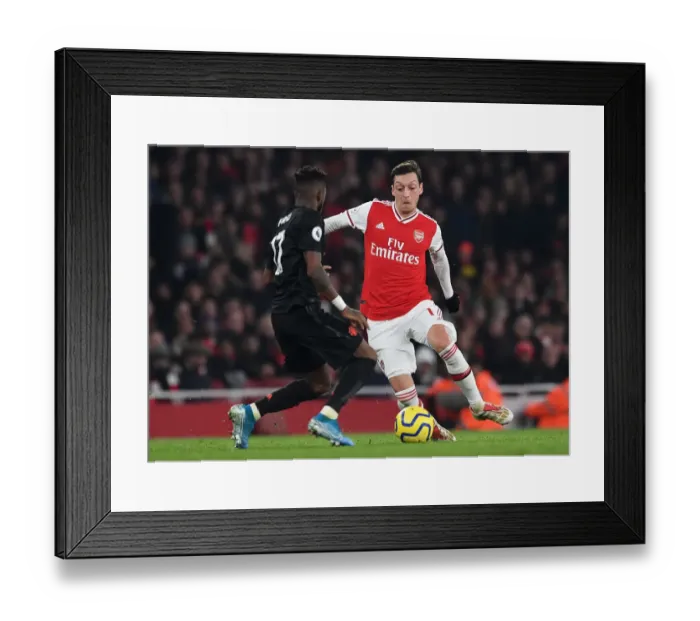 Framed Print : Arsenal vs Manchester United: Ozil vs Fred Clash in the Premier League