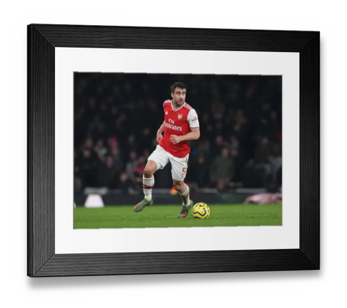 Framed Print : Arsenal vs Manchester United: Sokratis in Action at the Emirates Stadium (Premier League 2019-20) Framed Print : Arsenal vs Manchester United: Sokratis in Action at the Emirates Stadium (Premier League 2019-20)