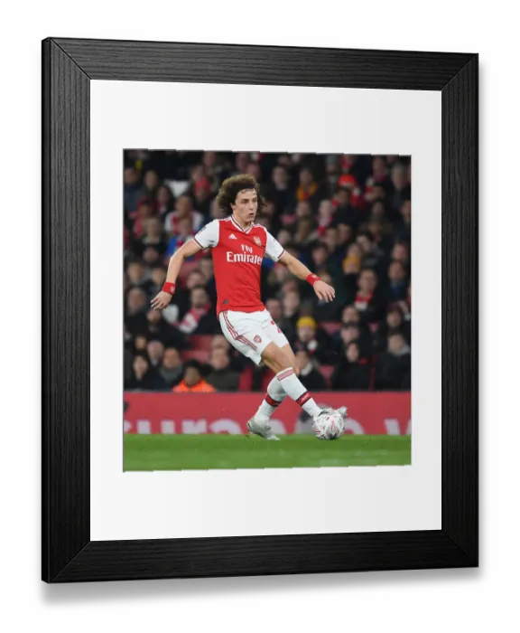 Framed Print : Arsenal vs Leeds United: FA Cup Third Round Showdown at Emirates Stadium
