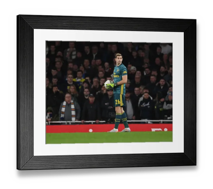 Framed Print : Arsenal vs Leeds United: FA Cup Third Round Battle at Emirates Stadium Framed Print : Arsenal vs Leeds United: FA Cup Third Round Battle at Emirates Stadium
