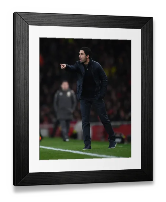 Framed Print : Arsenal's Mikel Arteta Leads the Way against Leeds United in FA Cup Clash
