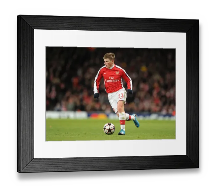 Framed Print : Andrey Arshavin (Arsenal). Arsenal 5: 0 FC Porto, UEFA Champions League First Knockout Round