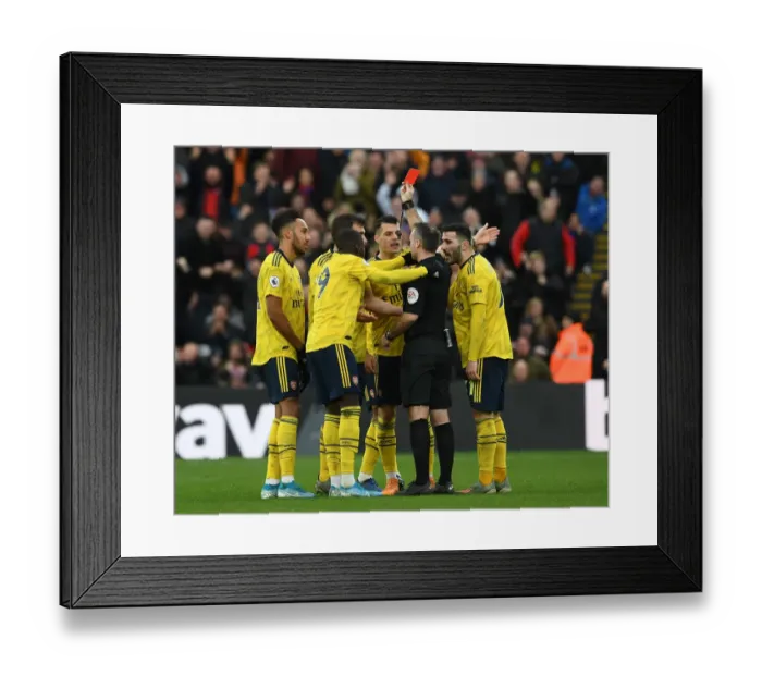 Framed Print : Arsenal's Aubameyang Red-Carded in Crystal Palace vs Arsenal Premier League Clash (2019-20) Framed Print : Arsenal's Aubameyang Red-Carded in Crystal Palace vs Arsenal Premier League Clash (2019-20)