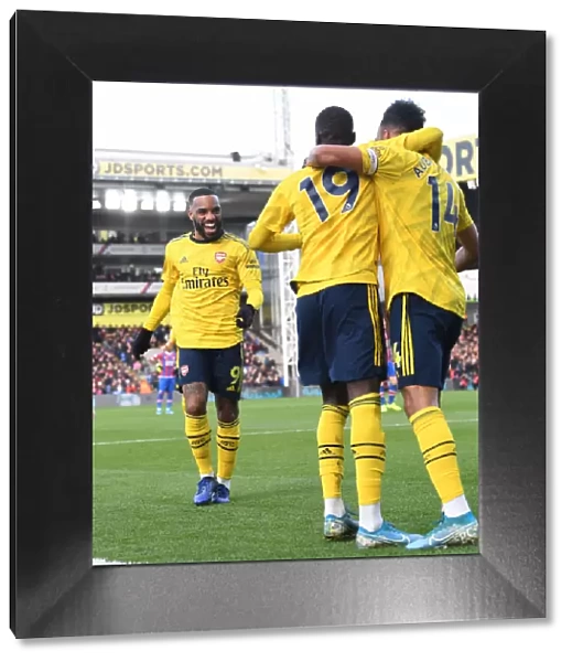 Alexandre Lacazette's Goal Celebration: Arsenal's Victory at Crystal Palace (Premier League 2019-20)