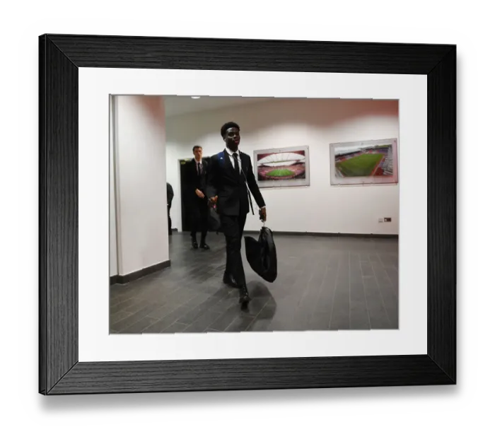Framed Print : Arsenal's Bukayo Saka Prepares for Arsenal v Sheffield United Premier League Clash at Emirates Stadium Framed Print : Arsenal's Bukayo Saka Prepares for Arsenal v Sheffield United Premier League Clash at Emirates Stadium