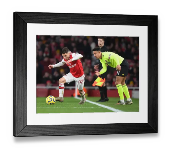 Framed Print : Arsenal's Torreira Clashes with Sheffield United's Robinson in Premier League Showdown Framed Print : Arsenal's Torreira Clashes with Sheffield United's Robinson in Premier League Showdown
