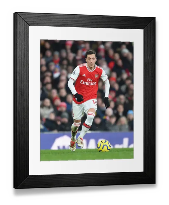 Framed Print : Mesut Ozil in Action: Arsenal vs Sheffield United, Premier League 2019-20 Framed Print : Mesut Ozil in Action: Arsenal vs Sheffield United, Premier League 2019-20