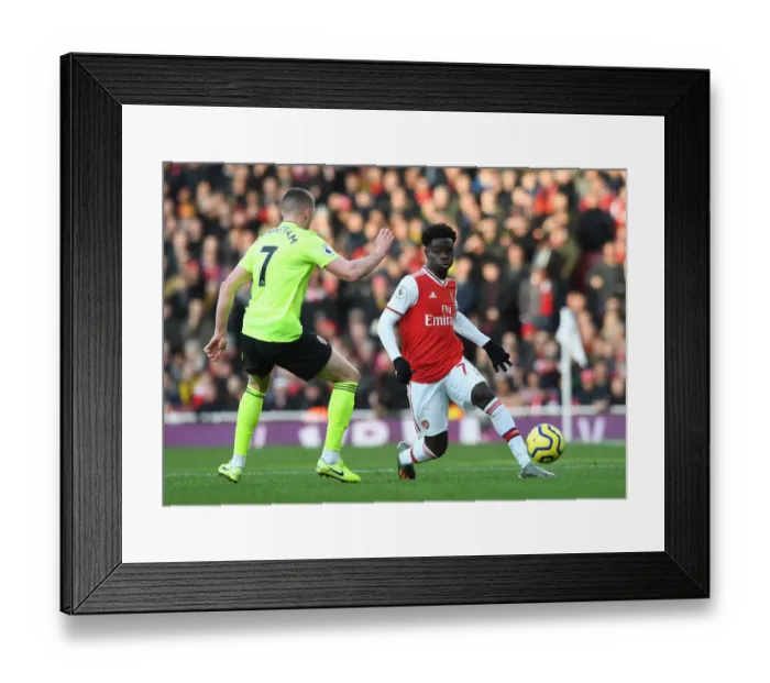Framed Print : Arsenal's Bukayo Saka in Action: Arsenal vs Sheffield United, Premier League 2019-20 Framed Print : Arsenal's Bukayo Saka in Action: Arsenal vs Sheffield United, Premier League 2019-20
