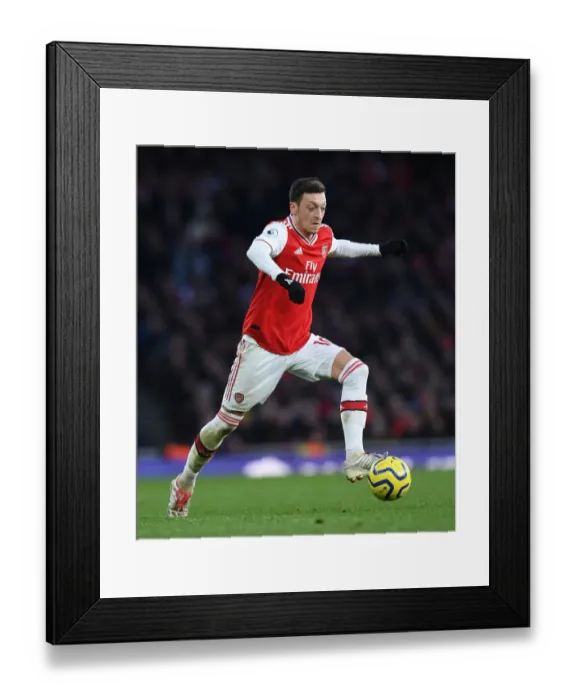 Framed Print : Arsenal's Mesut Ozil in Action against Sheffield United, Premier League 2019-20