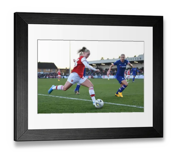 Framed Print : Arsenal's Beth Mead in Action Against Chelsea Women in FA WSL Match Framed Print : Arsenal's Beth Mead in Action Against Chelsea Women in FA WSL Match