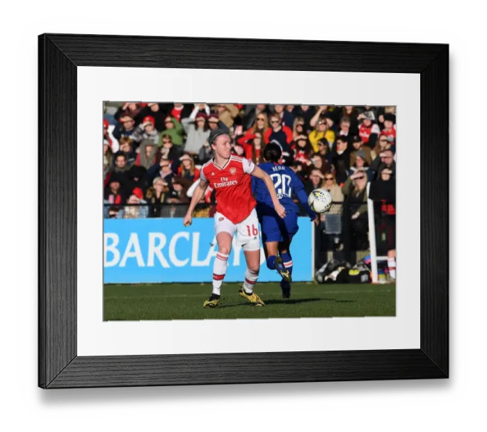 Framed Print : Arsenal vs Chelsea: Tense Battle in FA Womens Super League
