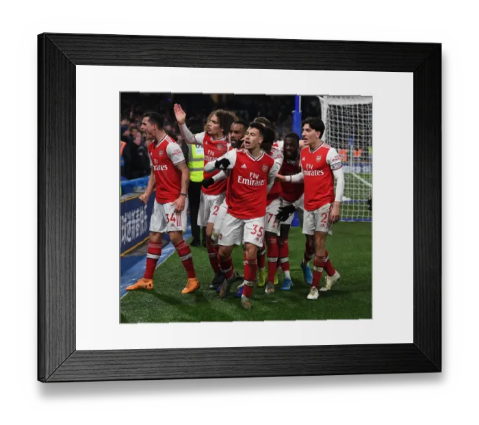 Framed Print : Martinelli's Stamford Bridge Debut Goal: Arsenal's 1-1 Draw Against Chelsea (2020)