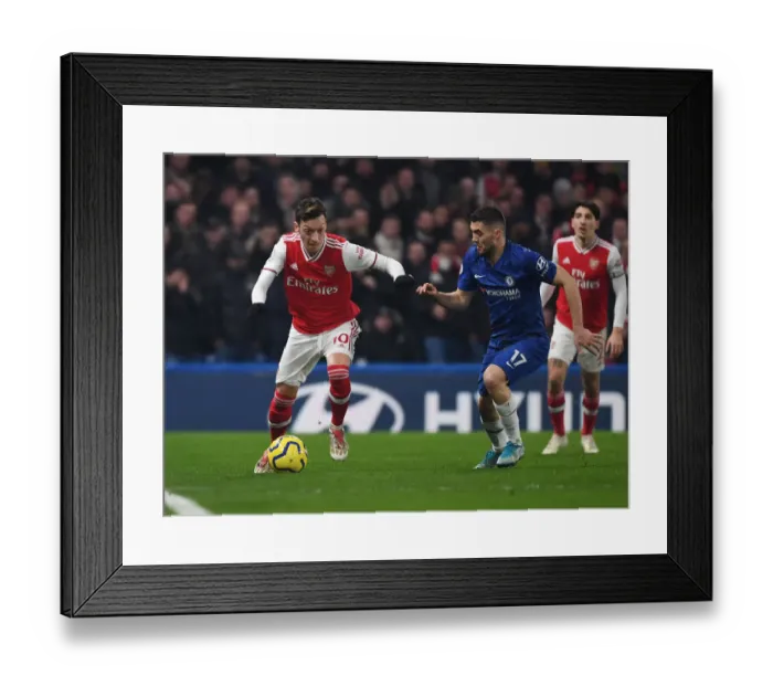 Framed Print : Chelsea vs Arsenal: Intense Rivalry in the Premier League - January 2020 (Stamford Bridge)