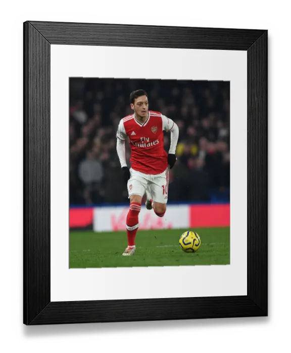 Framed Print : Clash of the London Giants: Chelsea vs Arsenal, Premier League Showdown at Stamford Bridge (January 2020)