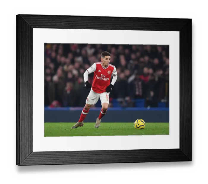 Framed Print : Torreira in Action: Chelsea vs. Arsenal, Premier League 2019-20 Framed Print : Torreira in Action: Chelsea vs. Arsenal, Premier League 2019-20