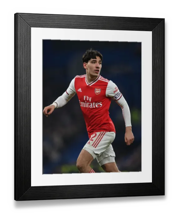Framed Print : Arsenal's Hector Bellerin Stands Firm Against Chelsea Rivalry: A Premier League Battle at Stamford Bridge, 2019-2020