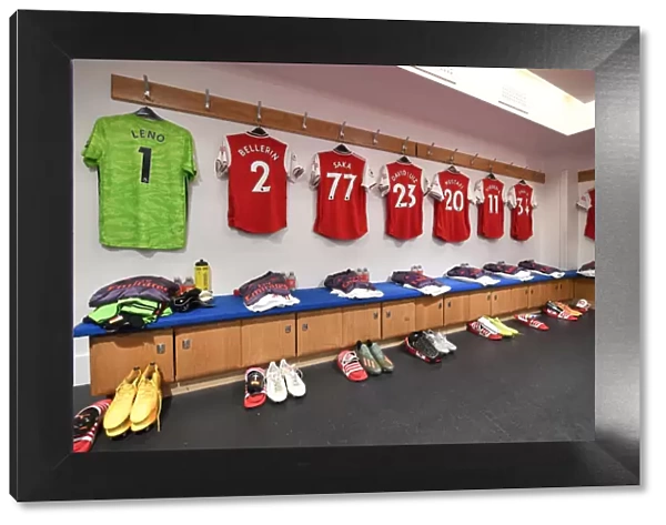 Arsenal's Unified Focus: Pre-Match Huddle Against Chelsea, Premier League 2019-2020