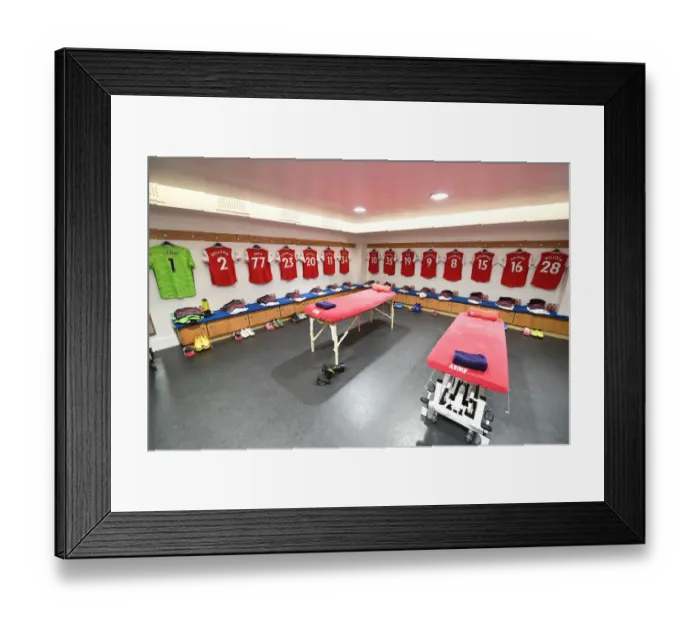 Framed Print : Arsenal's Pre-Match Huddle: United Front Against Chelsea, Premier League 2019-20